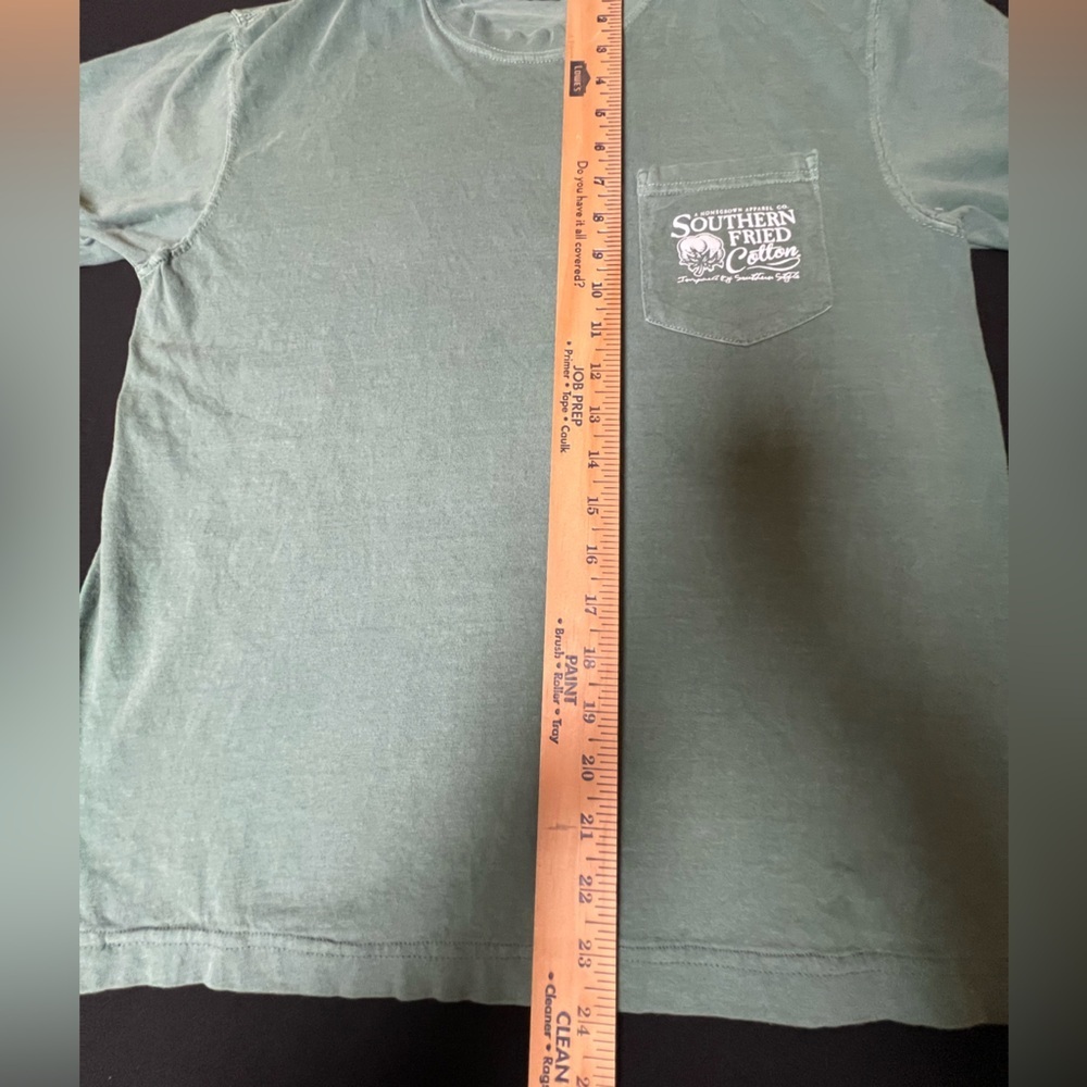 Southern Fried Cotton Med Green Pocket Tee Size Med. Good condition. Preshrunk